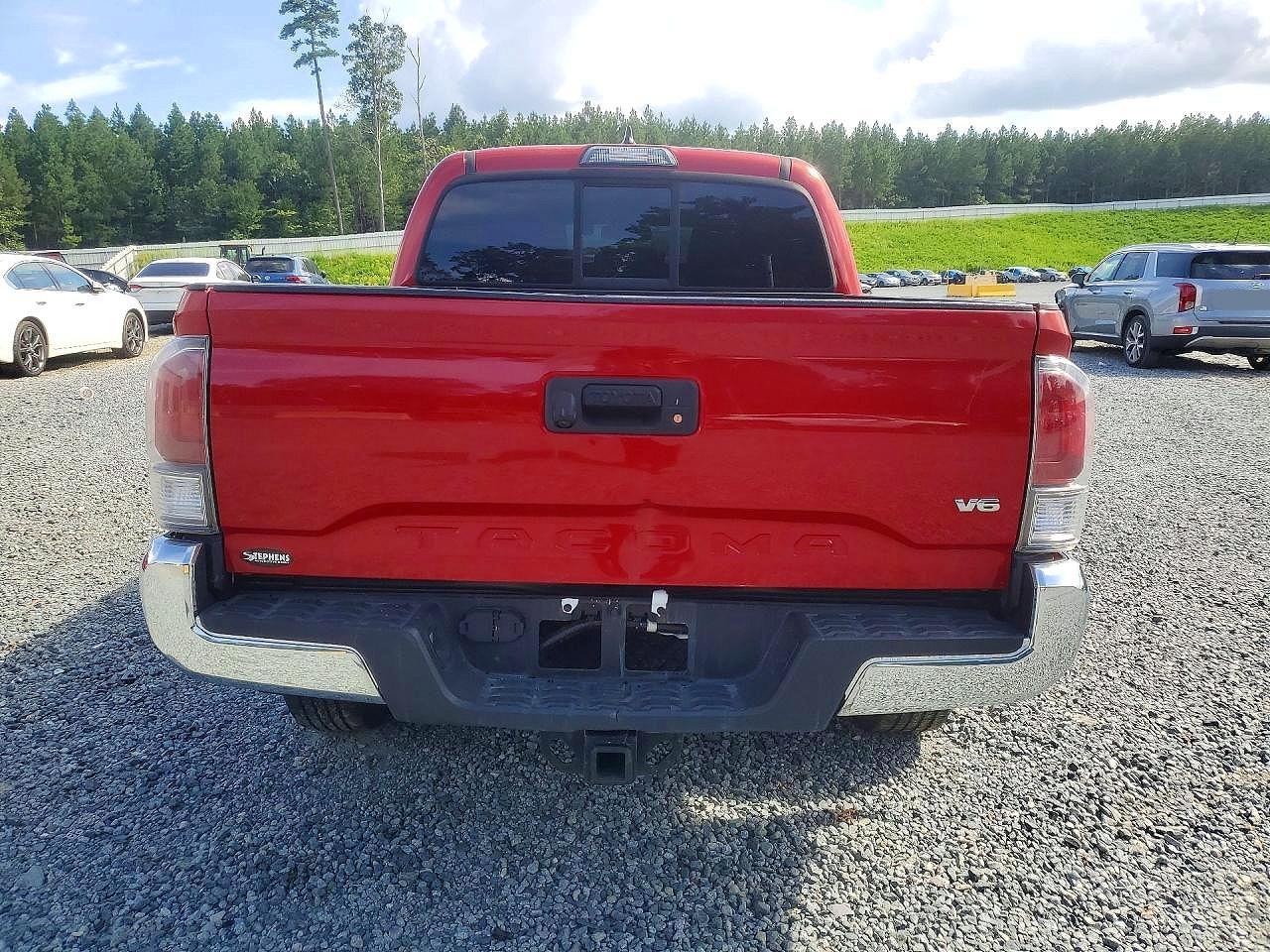2017 Toyota Tacoma Sr5 V6 - Image 6