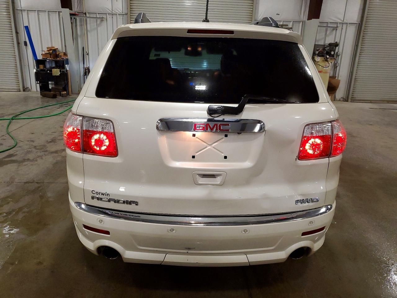 2012 GMC Acadia Denali - Фото 6