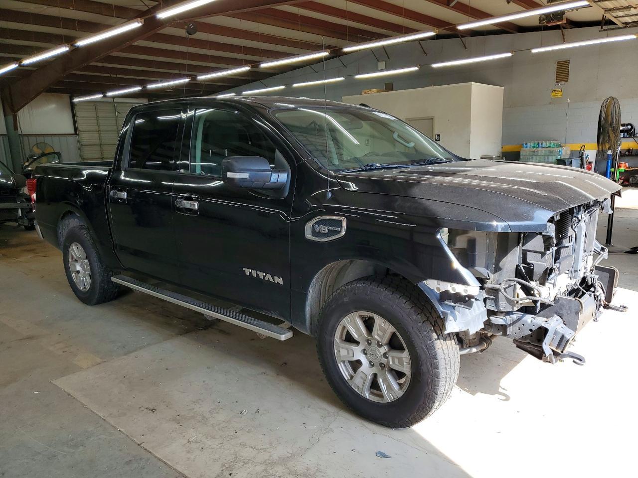 2017 Nissan Titan S - Фото 4