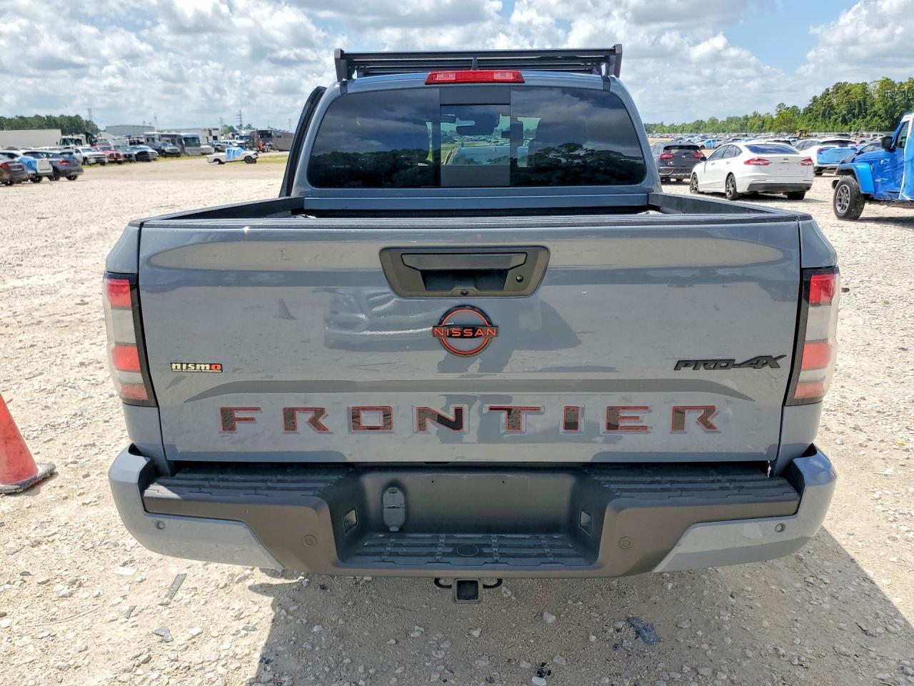 2023 Nissan Frontier Pro-4X - Image 6
