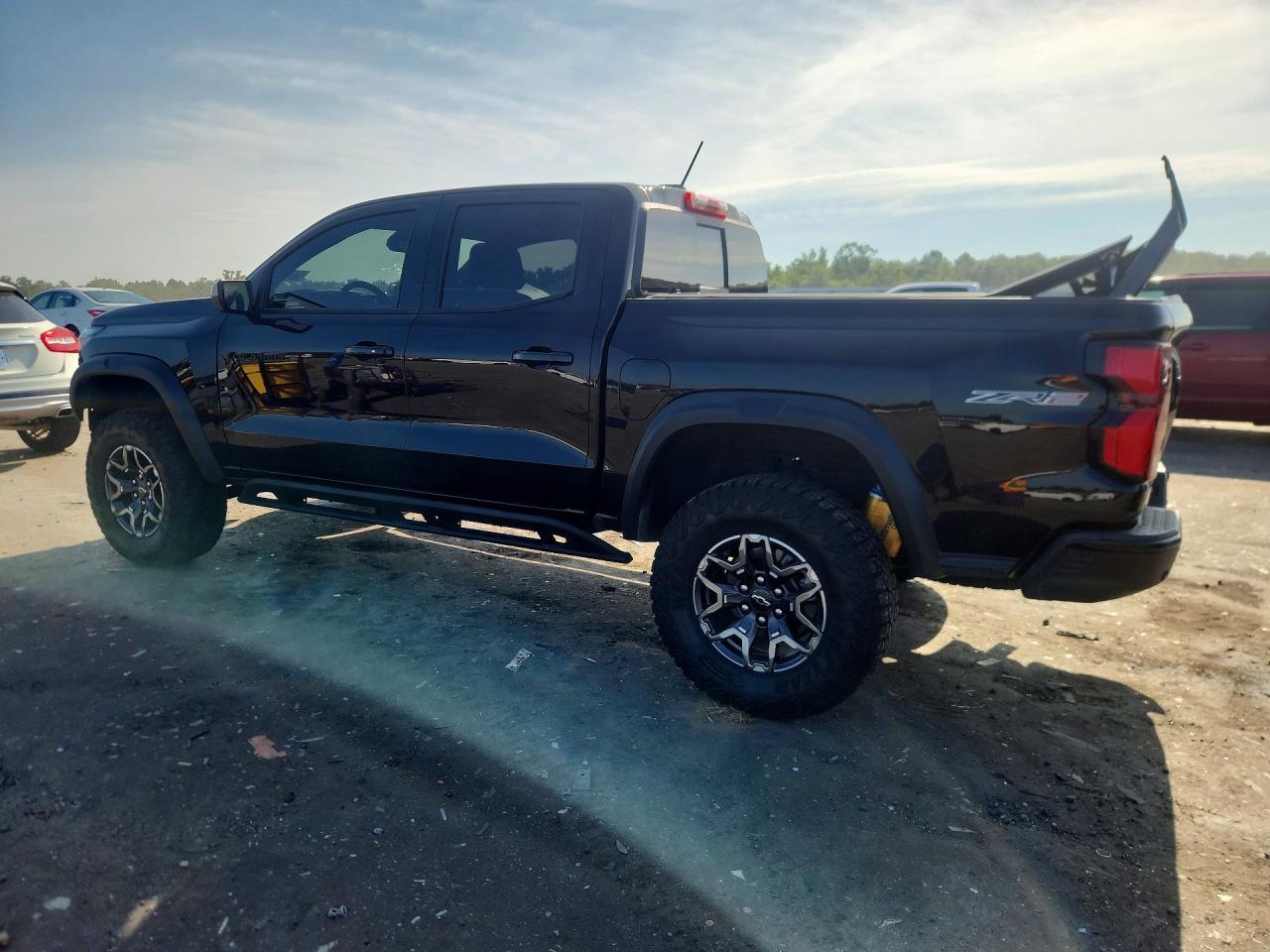 2026 Chevrolet Colorado Zr2 - Image 2