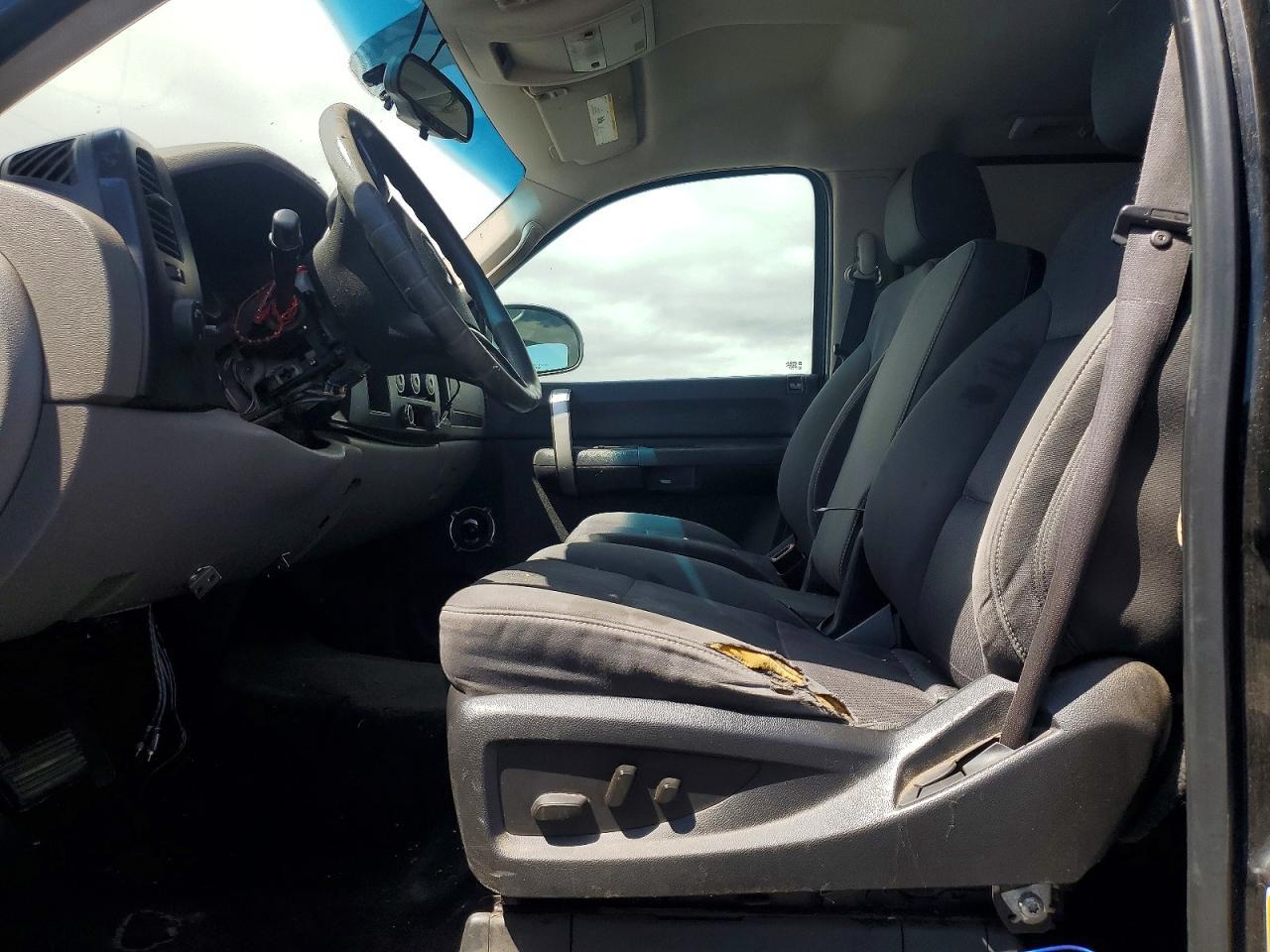 2007 Chevrolet Silverado C1500 Crew Cab - Image 7