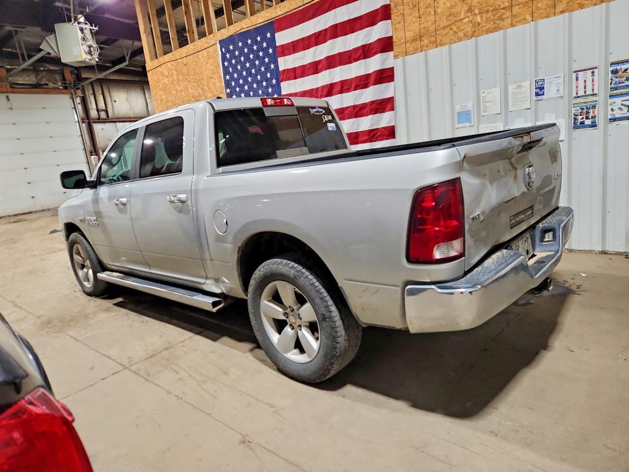 2018 Ram 1500 Slt - Фото 2