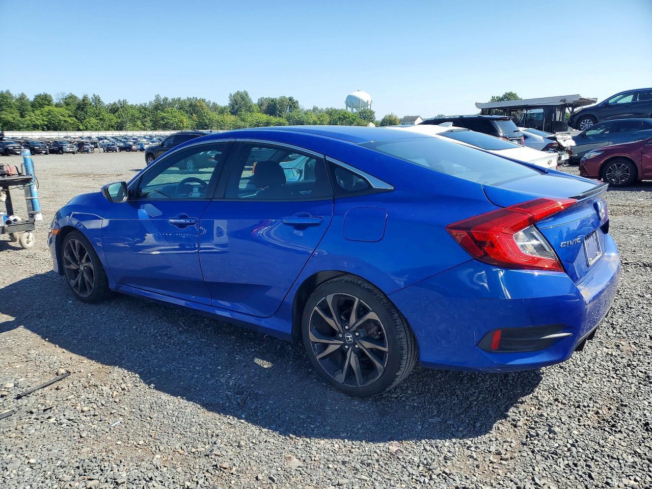 2019 Honda Civic Sport - Фото 2