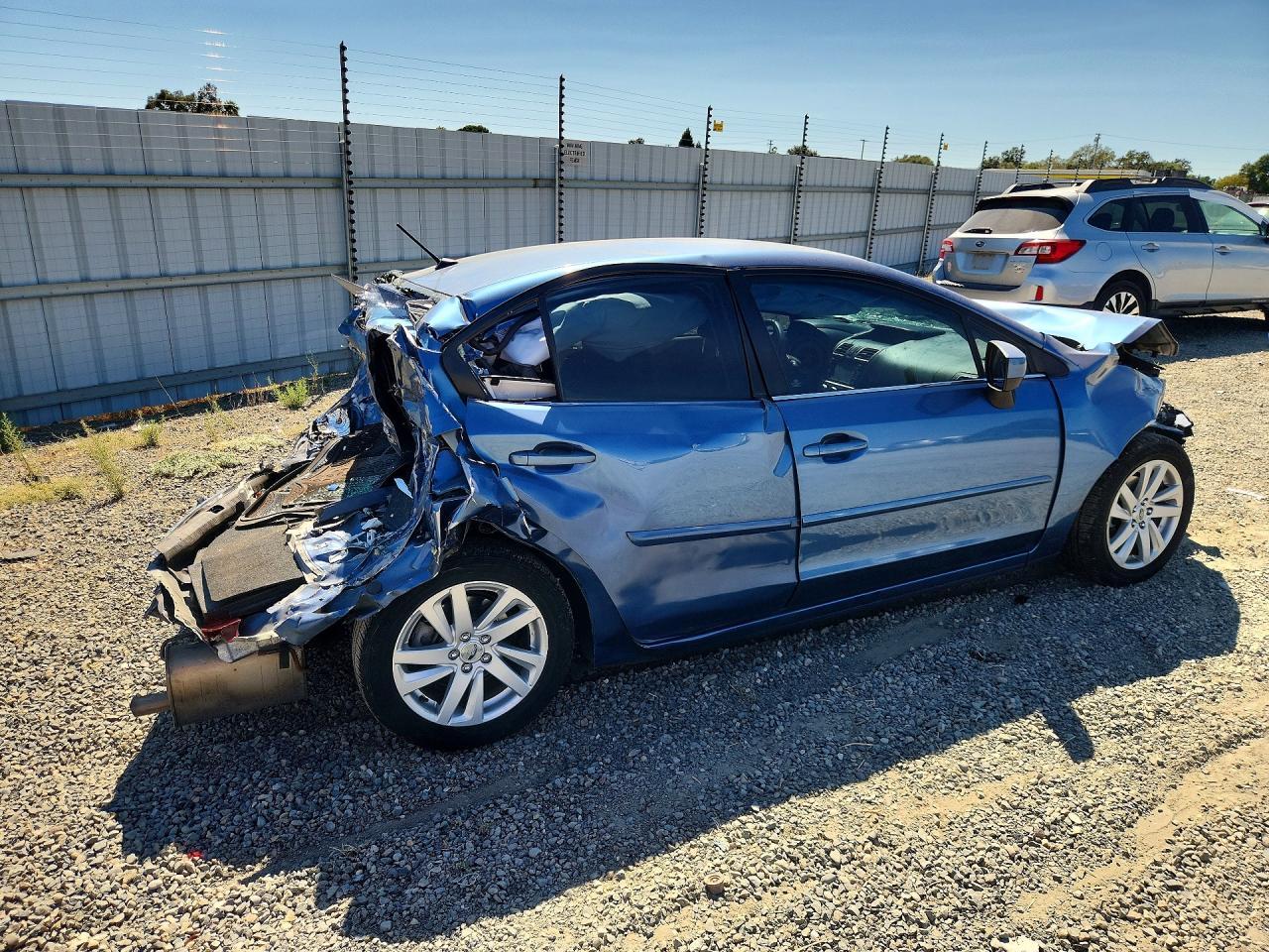 2015 Subaru Impreza Premium - Фото 3
