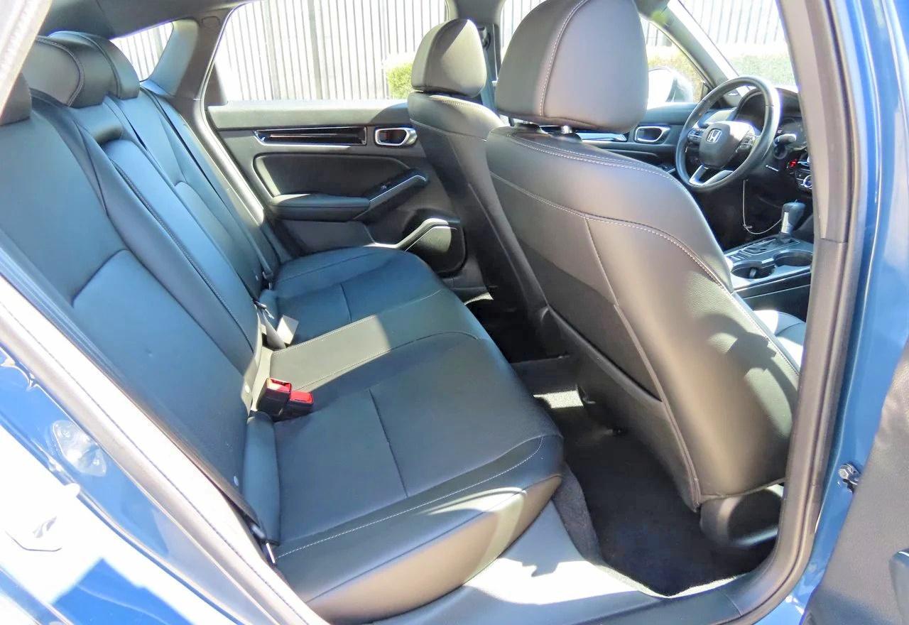 2025 Honda Civic Sport - Image 6