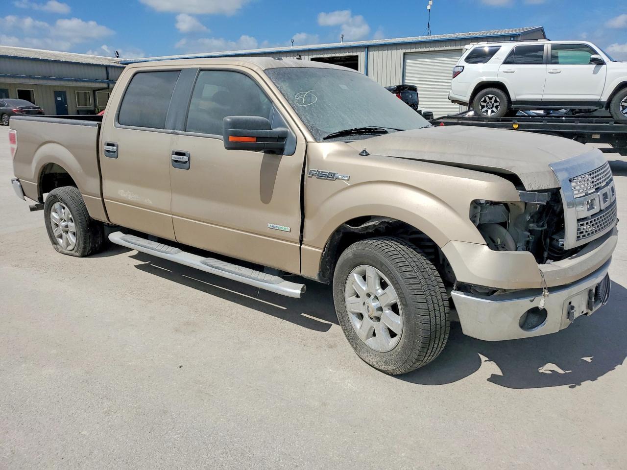 2013 Ford F150 - Фото 4