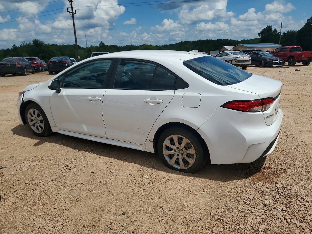 2021 Toyota Corolla Le - Фото 2