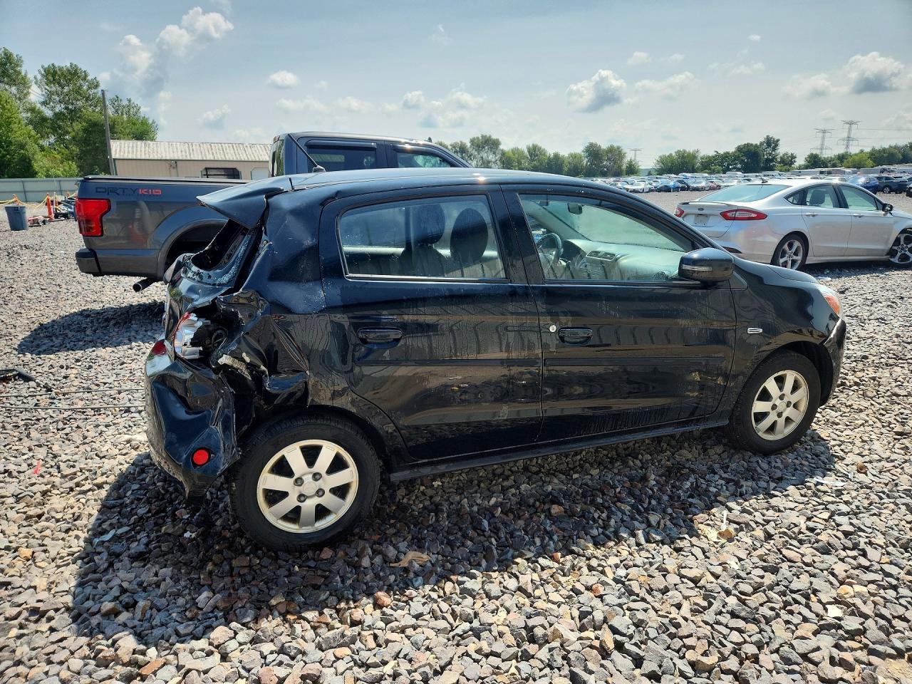 2015 Mitsubishi Mirage Es - Image 3