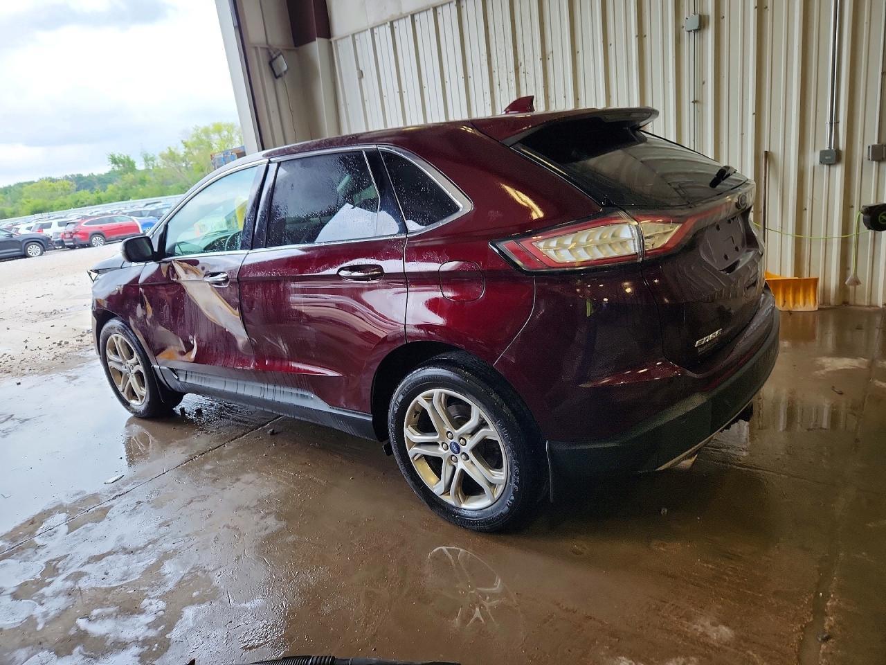 2018 Ford Edge Titanium - Фото 2