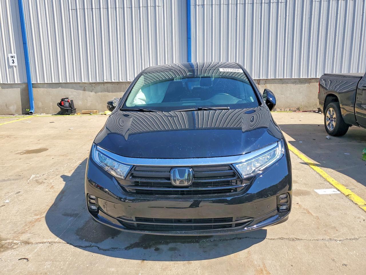 2024 Honda Odyssey Elite - Image 5