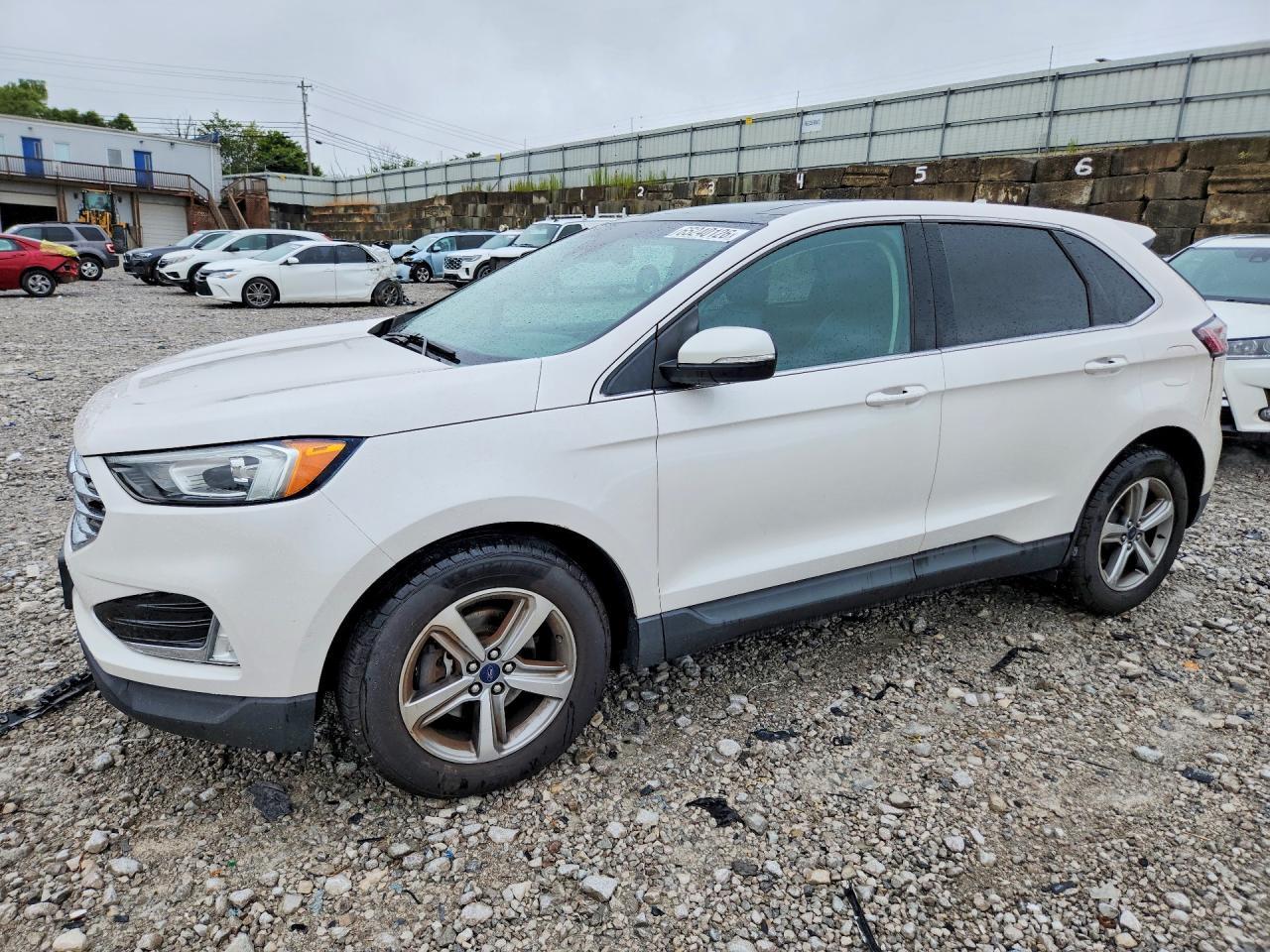2019 Ford Edge Sel
