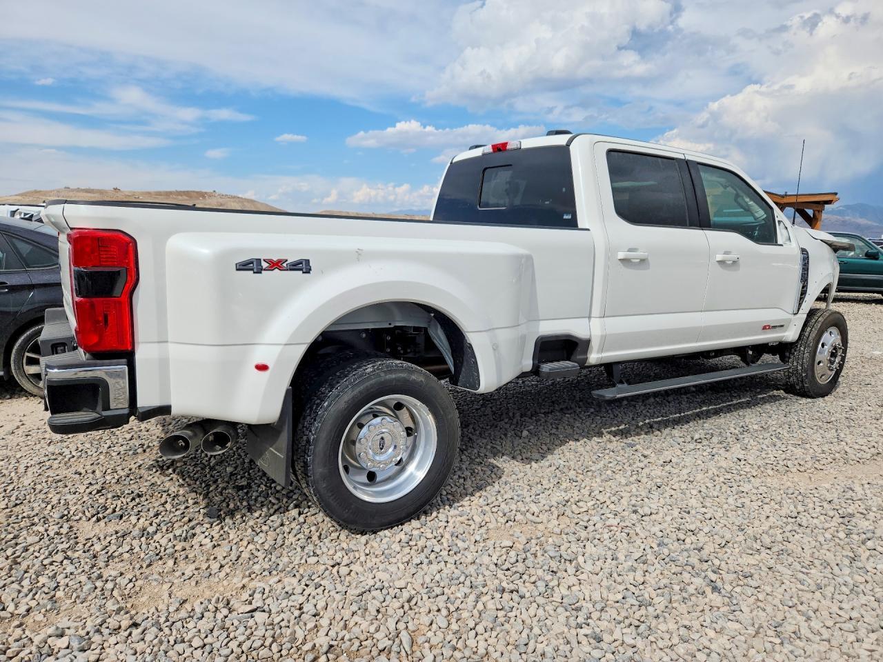 2026 Ford F450 Super Duty - Фото 3