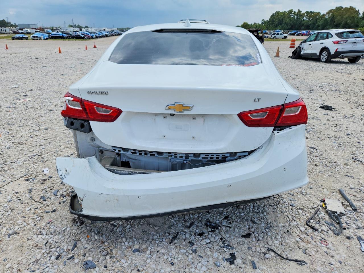 2024 Chevrolet Malibu Lt - Фото 6