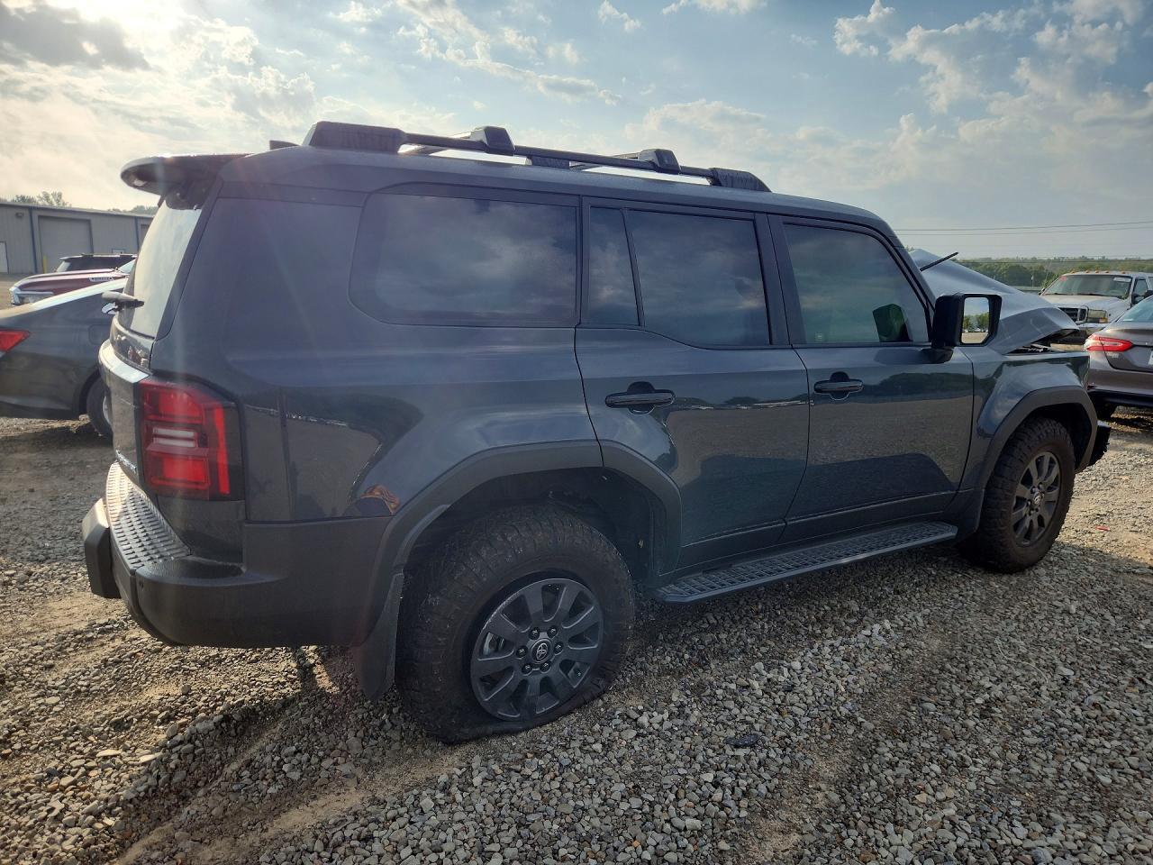 2026 Toyota Land Cruiser Base - Фото 3