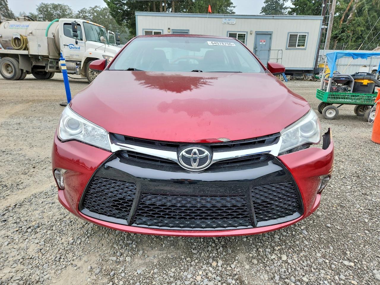2016 Toyota Camry Le - Фото 5