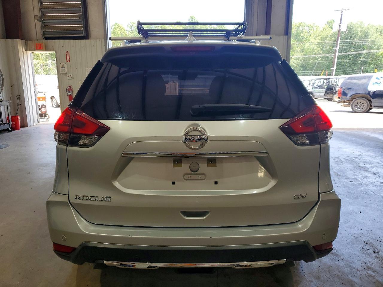 2020 Nissan Rogue Sv - Image 6