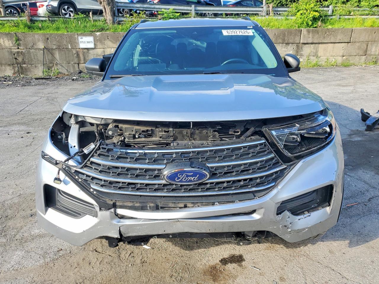 2022 Ford Explorer Xlt - Фото 5