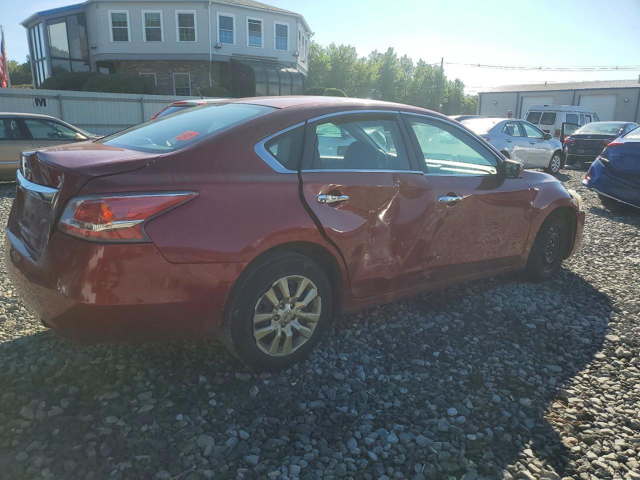 2015 Nissan Altima 2.5 S - Фото 3