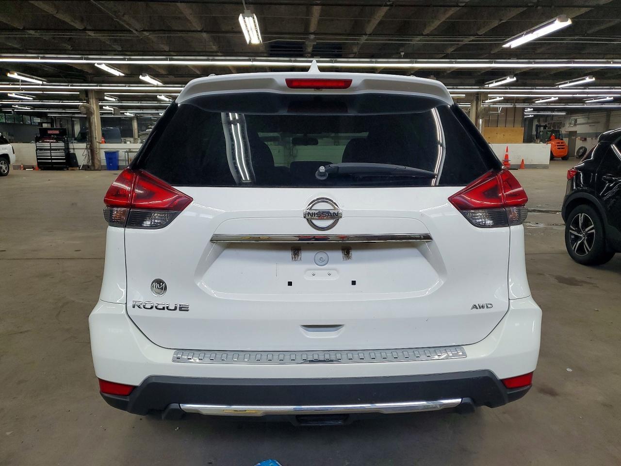 2018 Nissan Rogue S - Фото 6