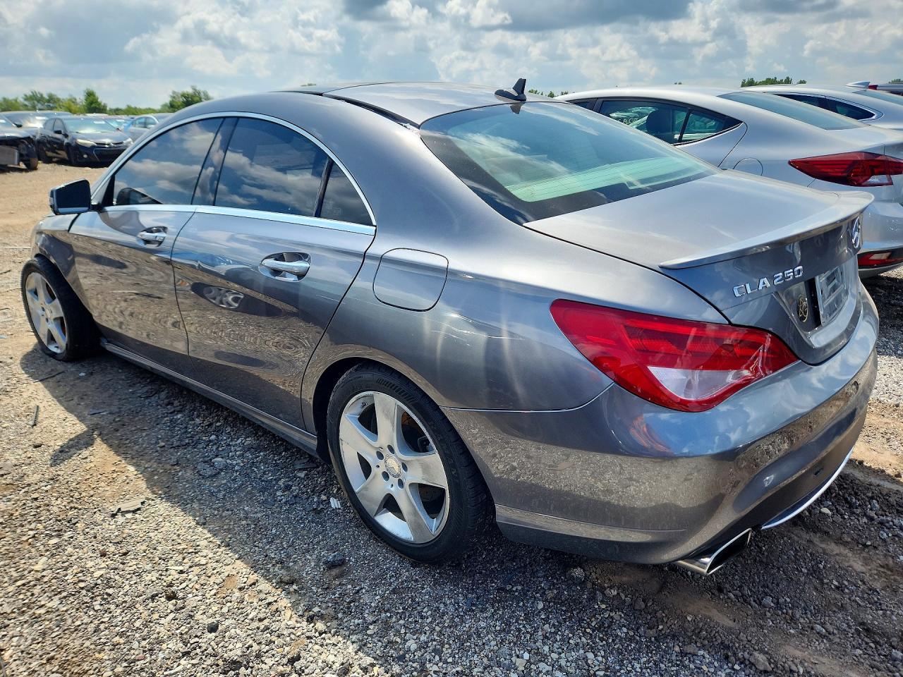 2015 Mercedes-Benz Cla 250 4Matic - Image 2