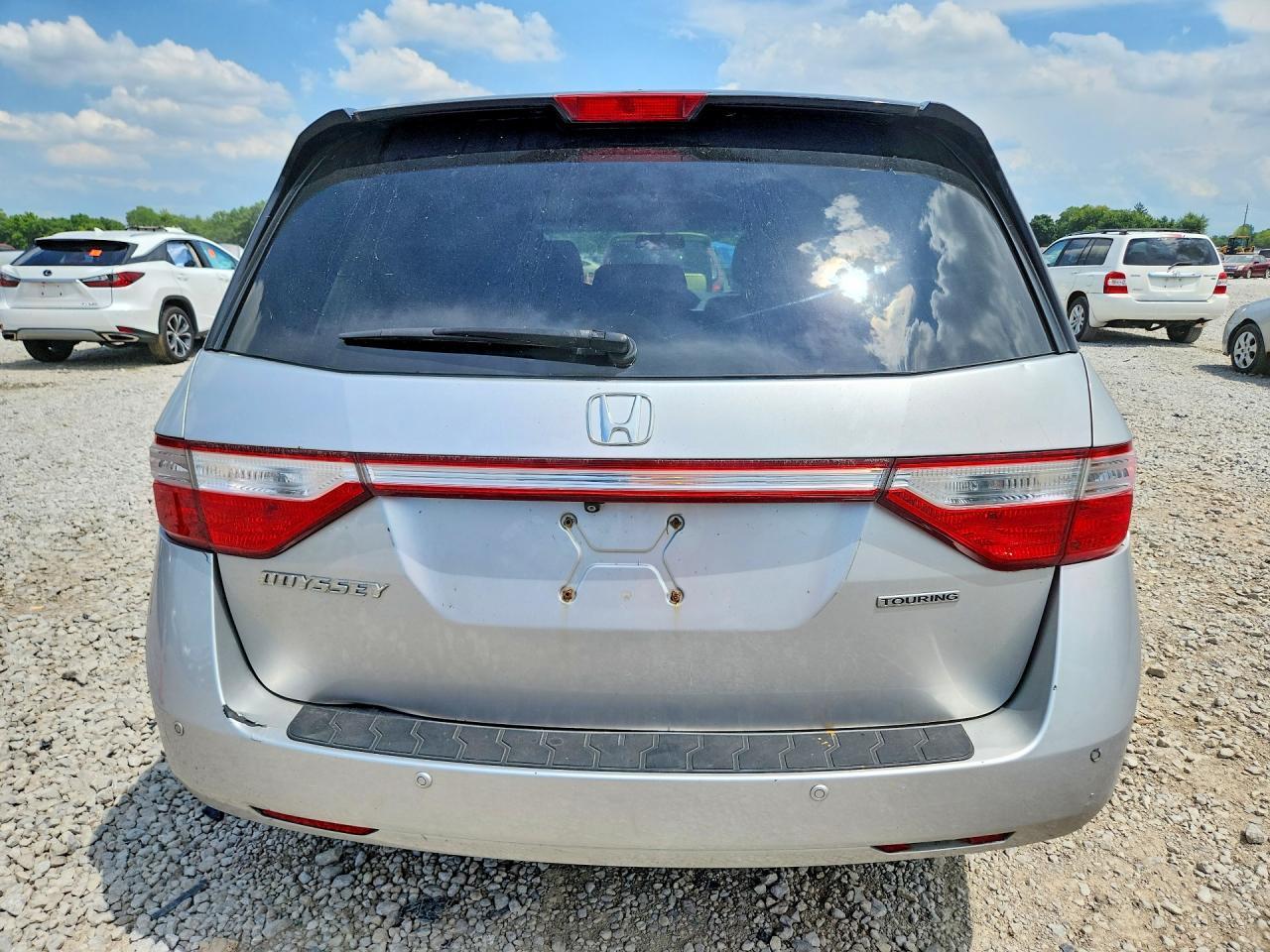 2012 Honda Odyssey Touring - Фото 6