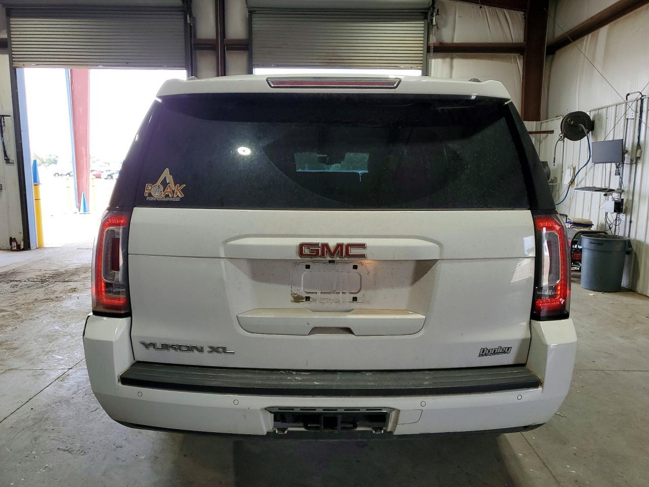 2015 GMC Yukon Xl K1500 Slt - Image 6