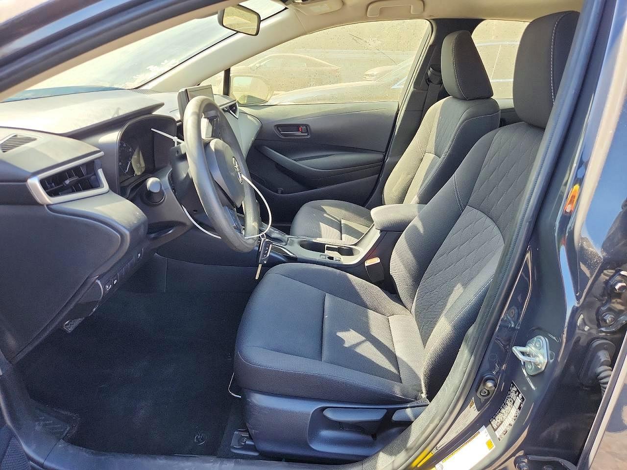 2024 Toyota Corolla Hybrid Le - Image 7