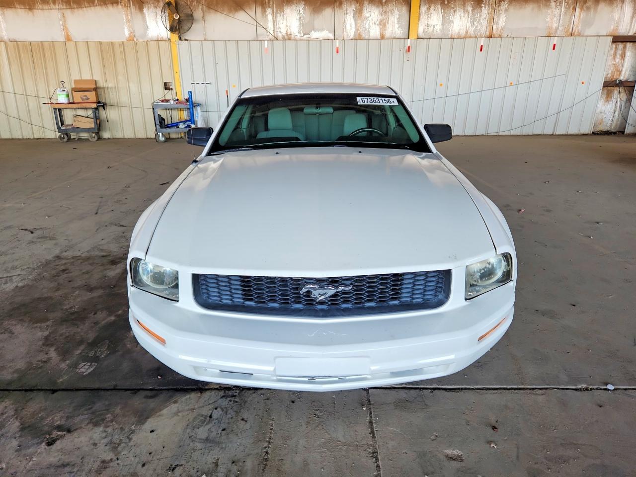 2007 Ford Mustang - Image 5