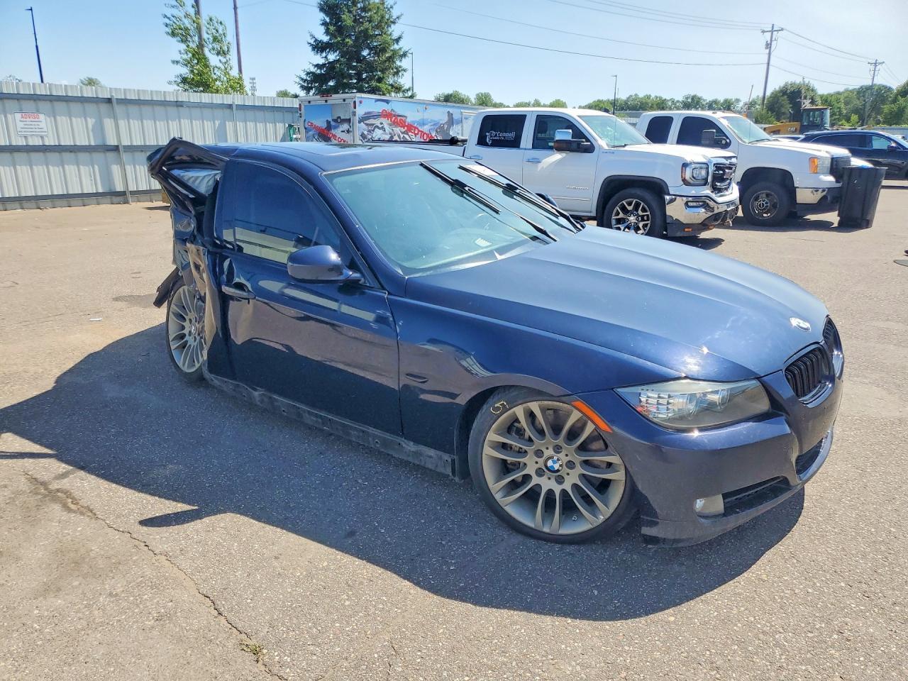 2010 BMW 335 D - Фото 4