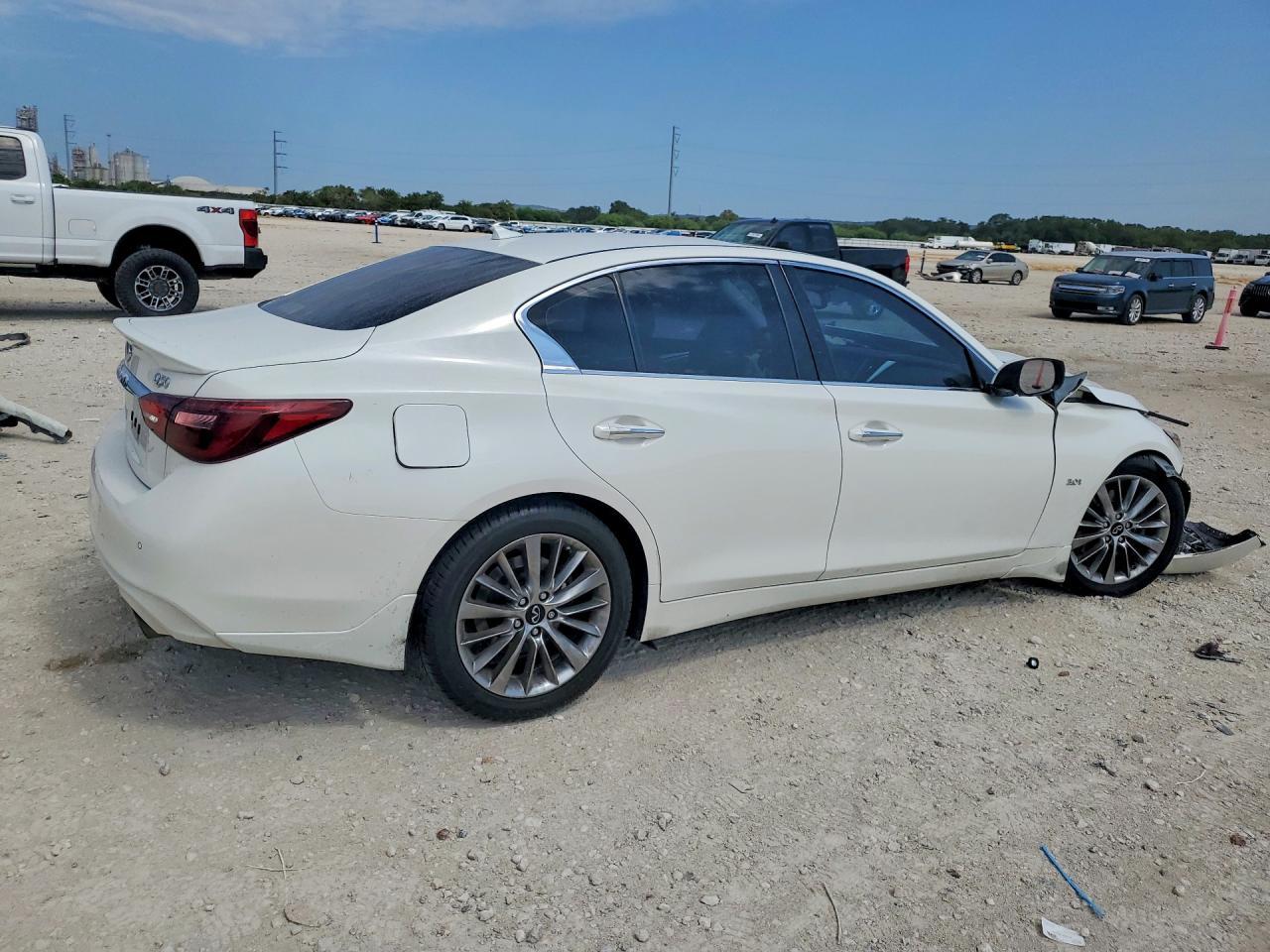 2020 Infiniti Q50 3.0T Luxe - Image 3