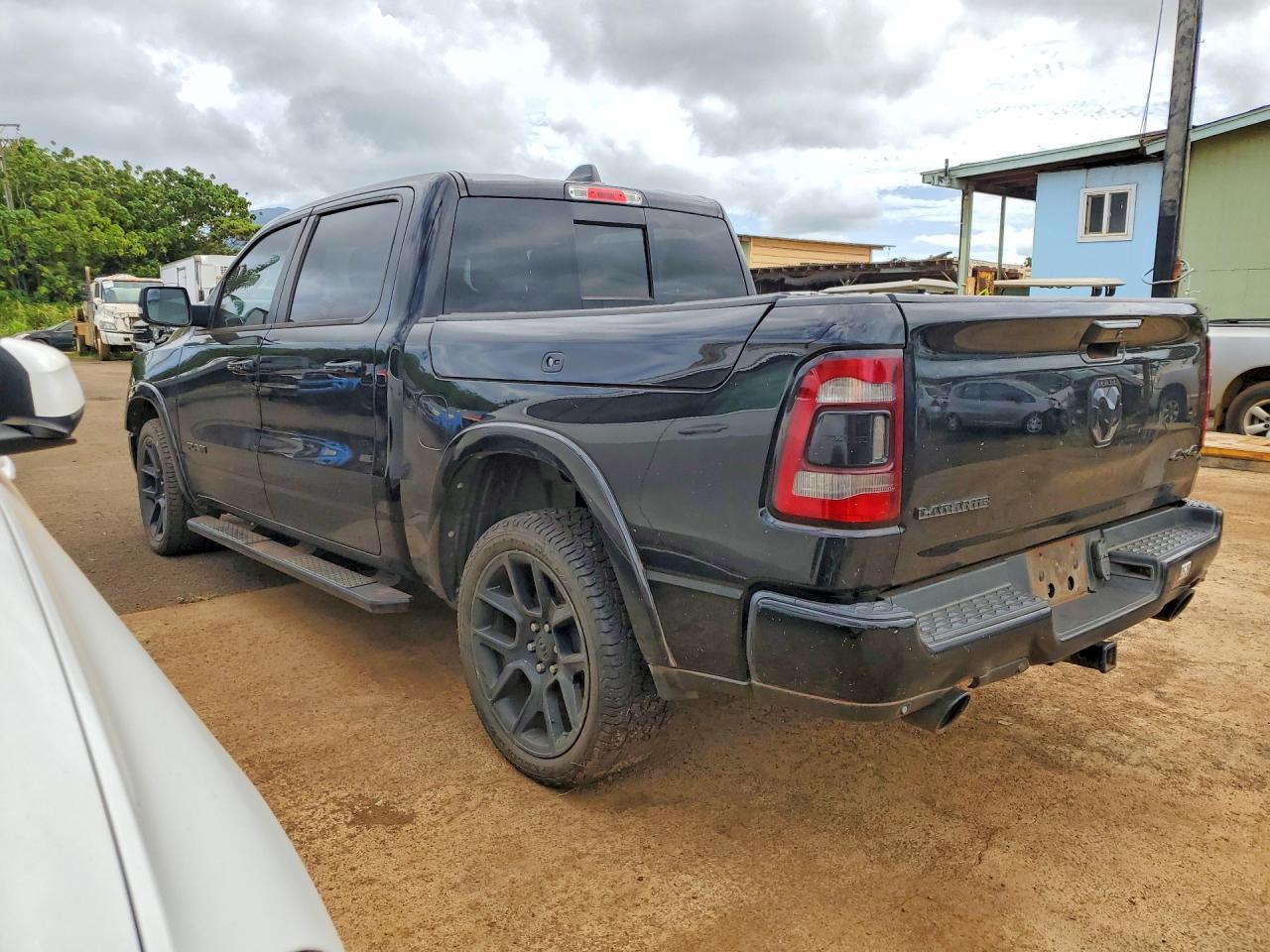 2020 Ram 1500 Laramie - Фото 2