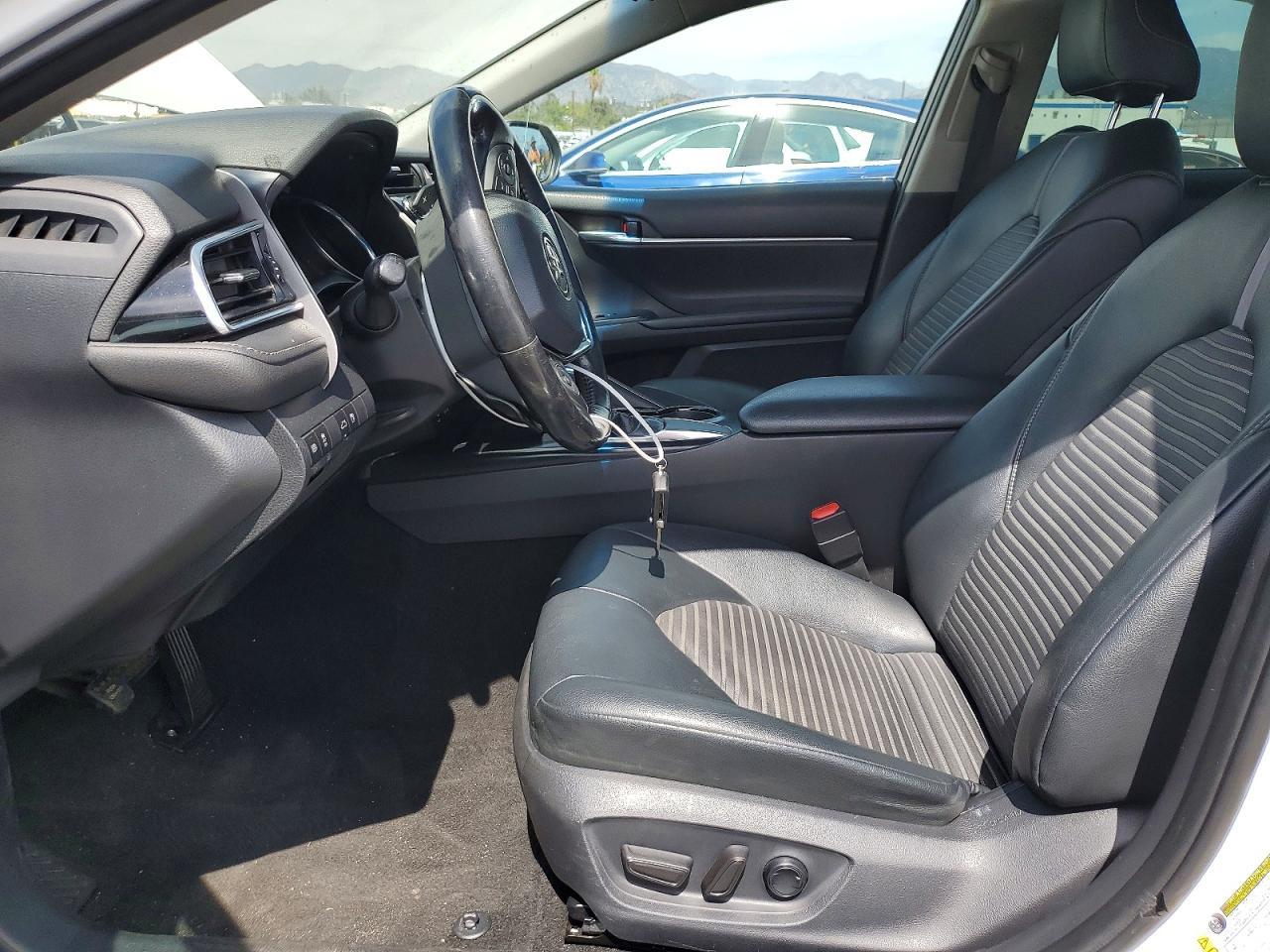 2018 Toyota Camry Se - Фото 7