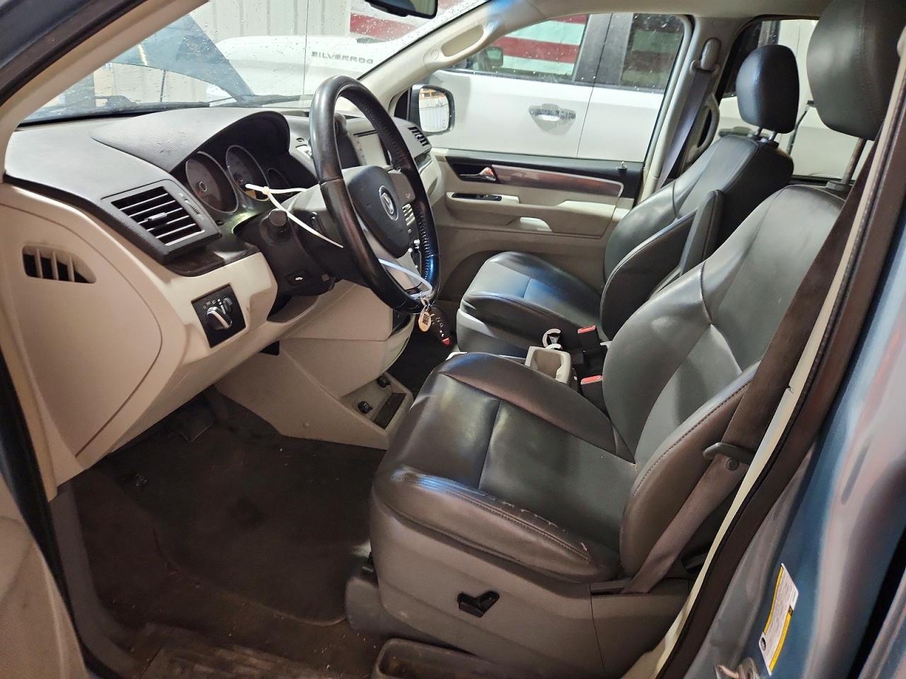 2010 Volkswagen Routan Se - Фото 7