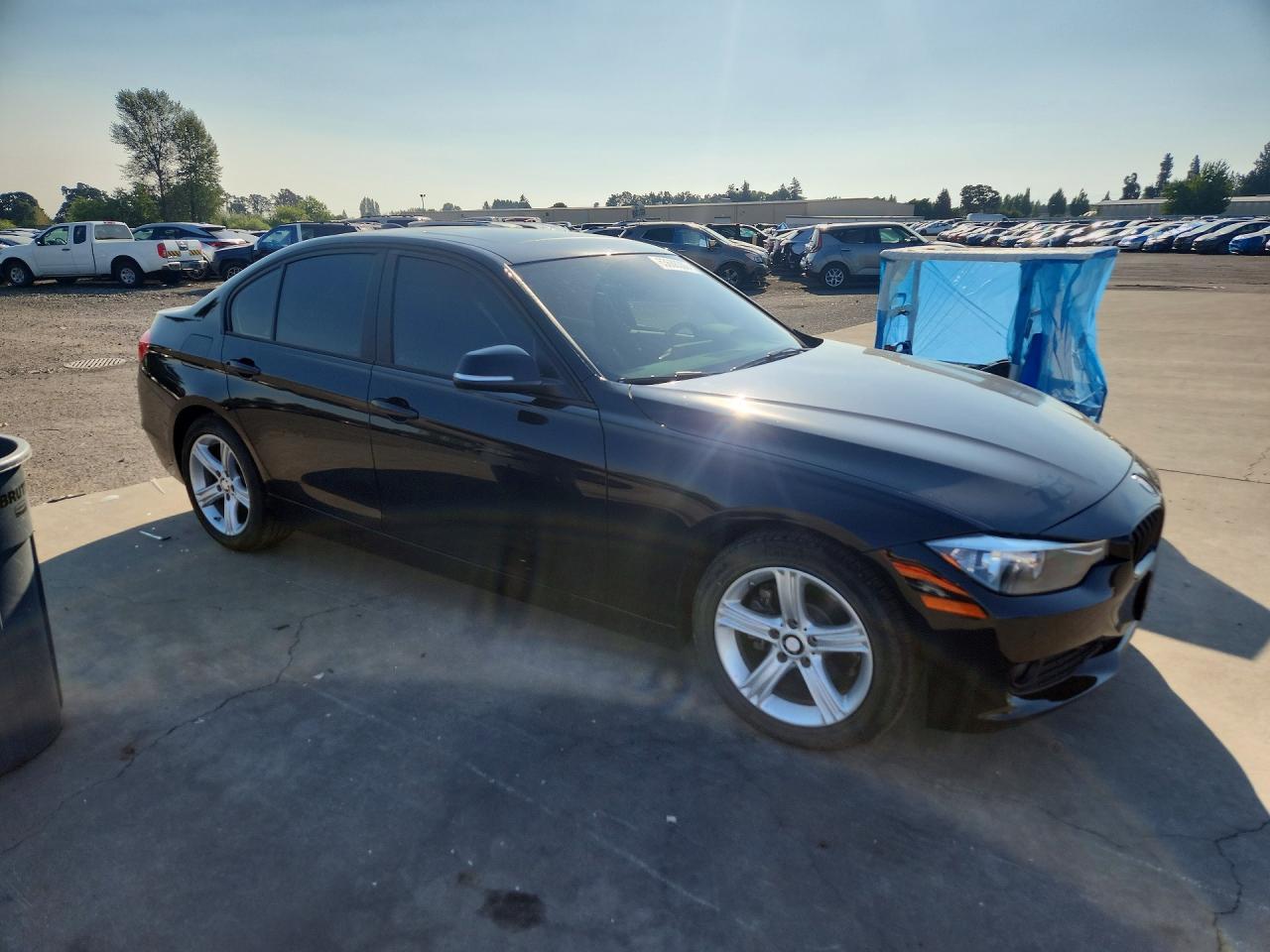 2014 BMW 320 I - Image 4
