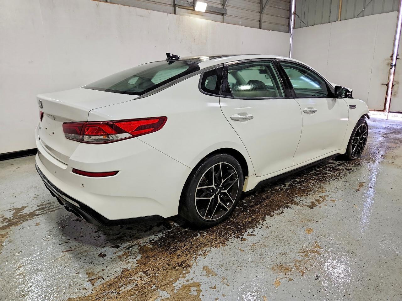 2020 Kia Optima Special Edition - Фото 3
