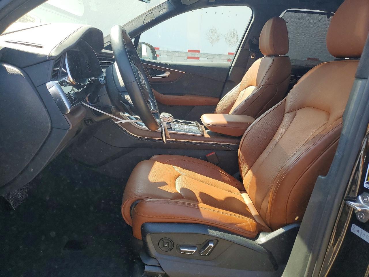 2025 Audi Q7 Prestige - Image 7