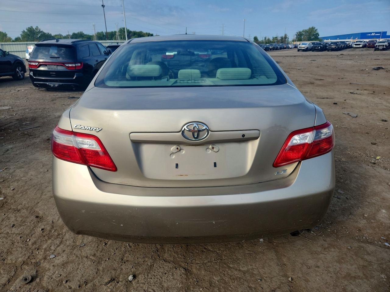 2007 Toyota Camry Le - Image 6