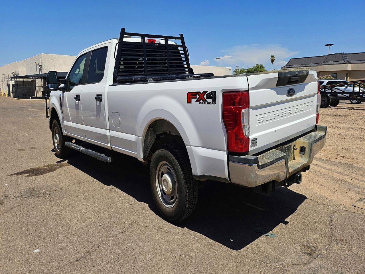 2022 Ford F250 Super Duty - Фото 3