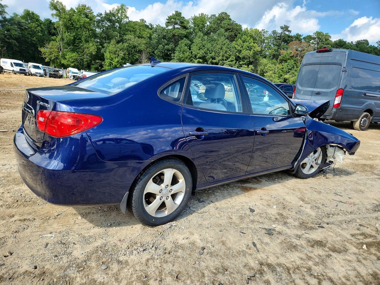 2010 Hyundai Elantra Se - Image 3