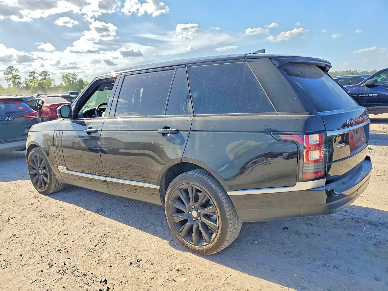 2017 Land Rover Range Rover Supercharged - Фото 2