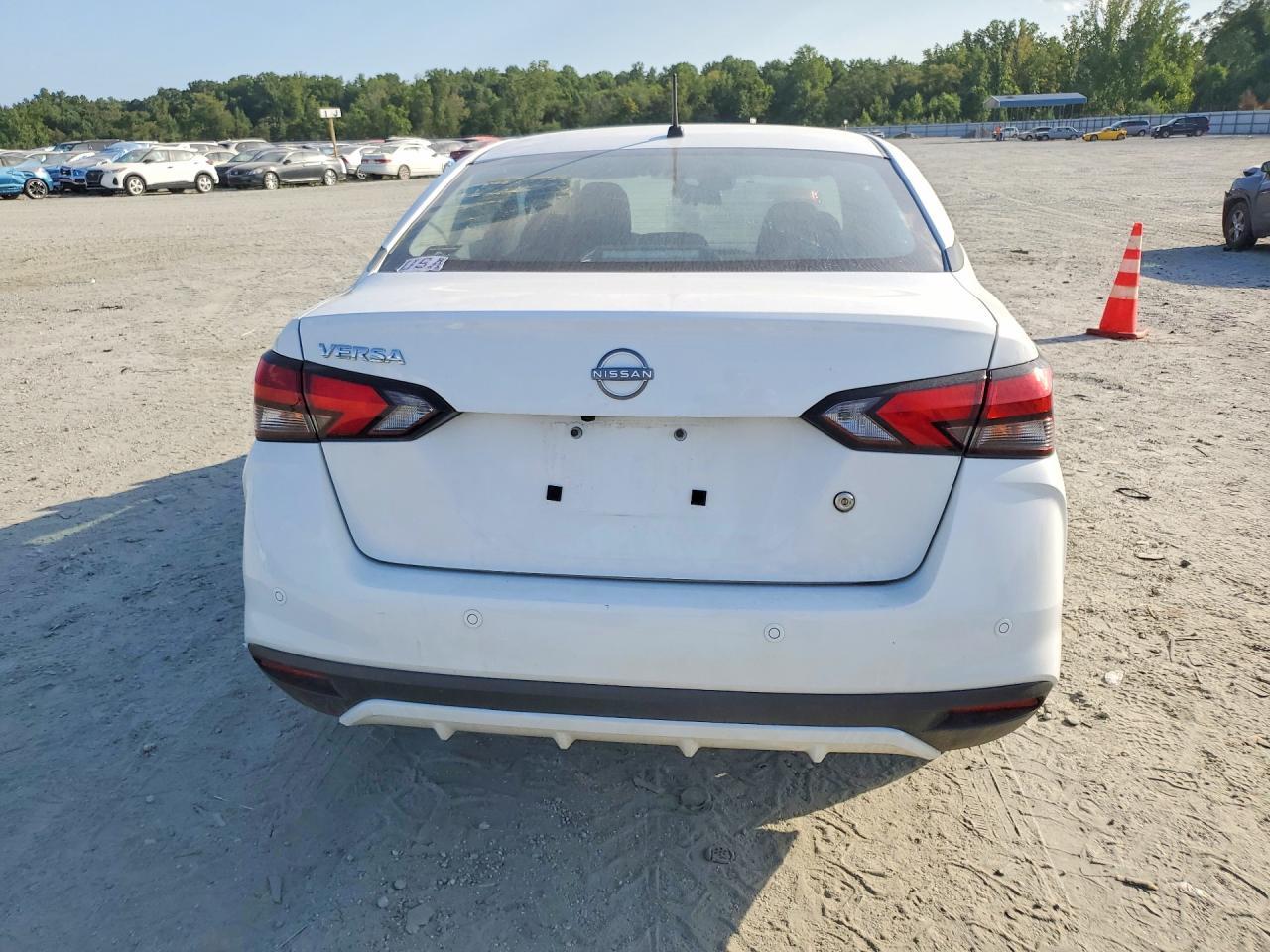 2025 Nissan Versa S - Image 6