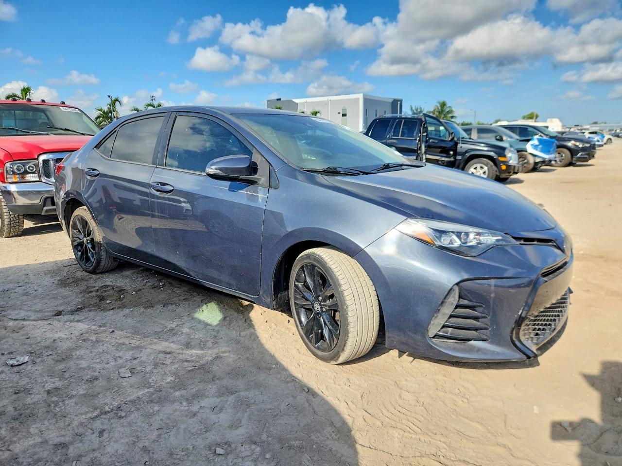 2018 Toyota Corolla Se - Фото 4