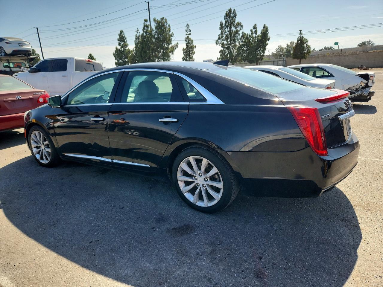2017 Cadillac Xts Luxury - Фото 2