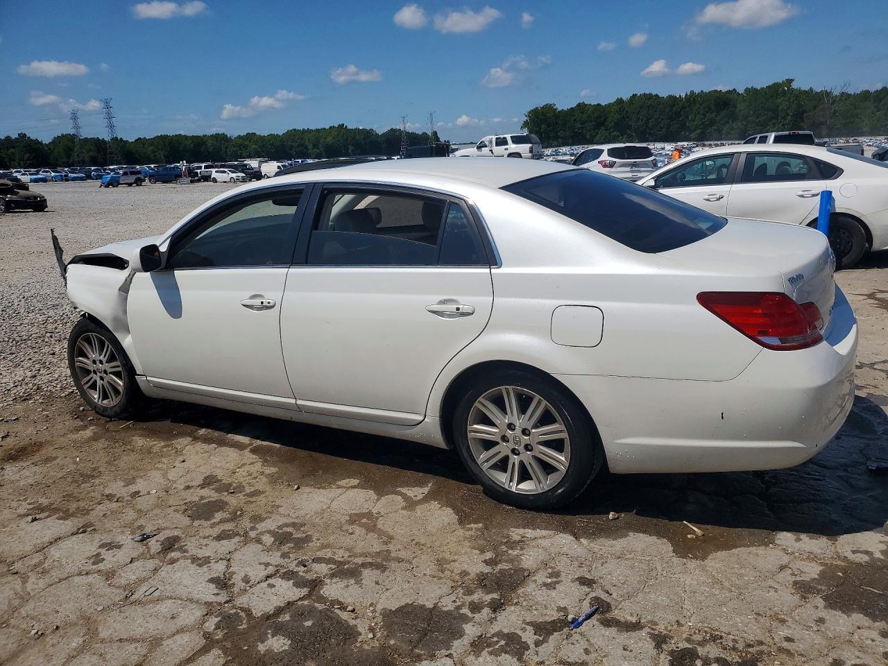 2007 Toyota Avalon Limited - Фото 2