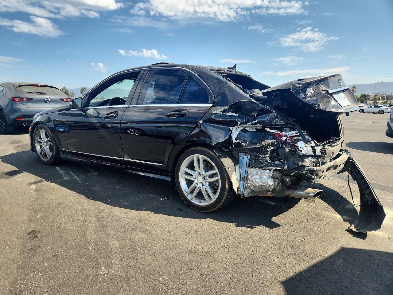 2012 Mercedes-Benz C 250 - Фото 2