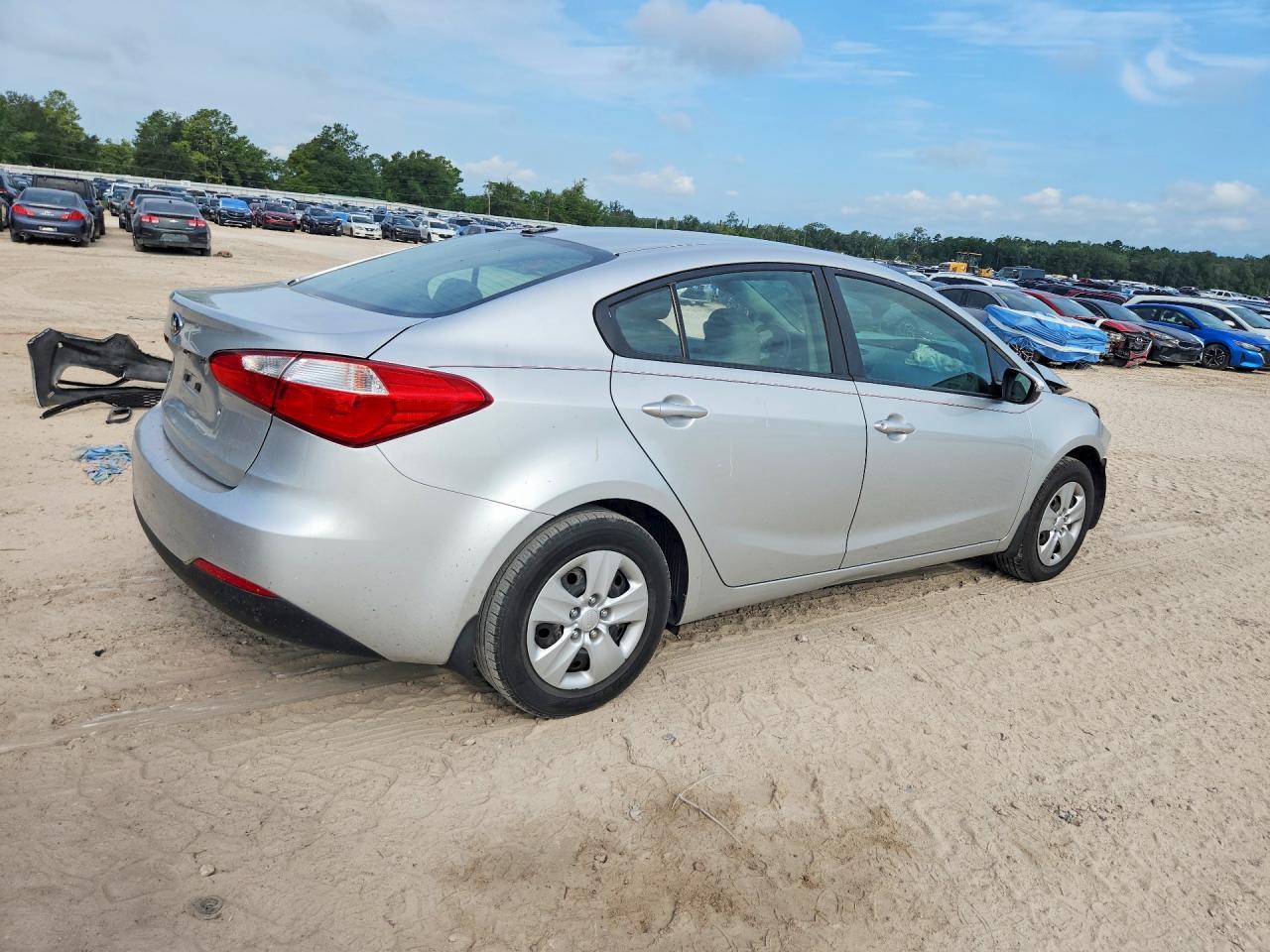 2015 Kia Forte Lx - Image 3