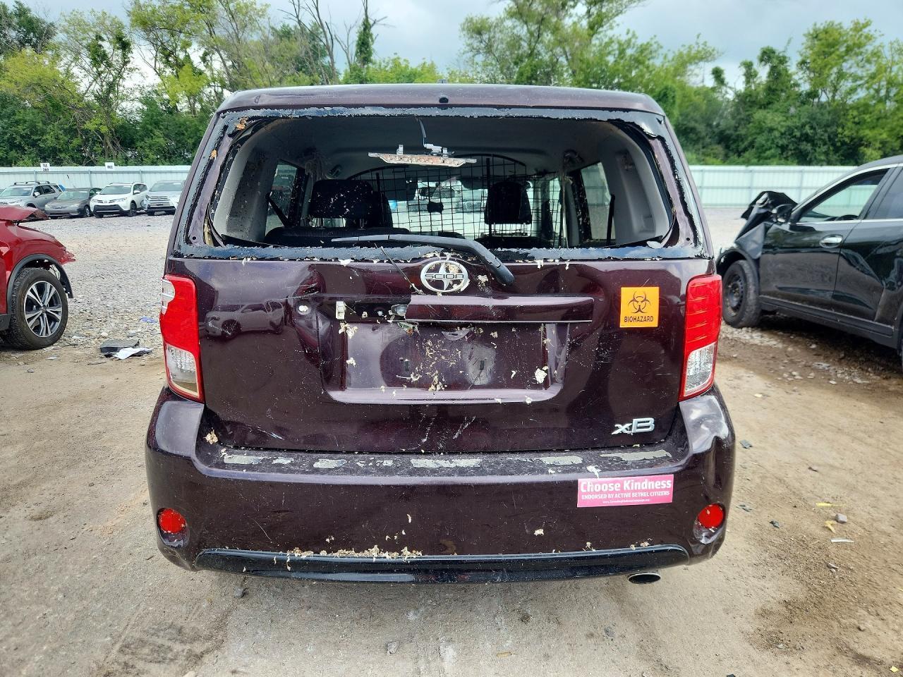 2013 Scion Xb Base - Фото 6