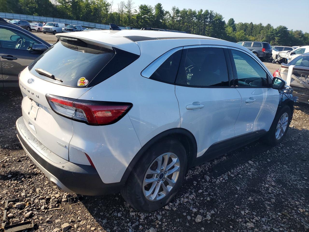 2020 Ford Escape Se - Image 3