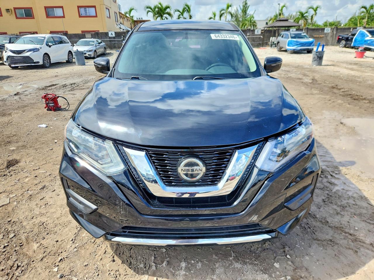 2018 Nissan Rogue S - Фото 5